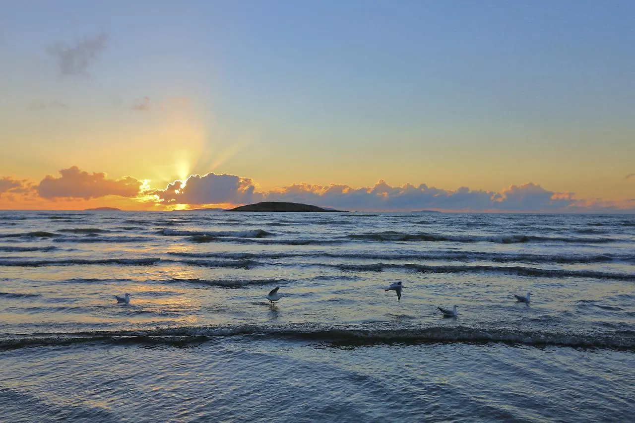 Discovery Parks - Coolwaters, Yeppoon Kinka Beach 4*,